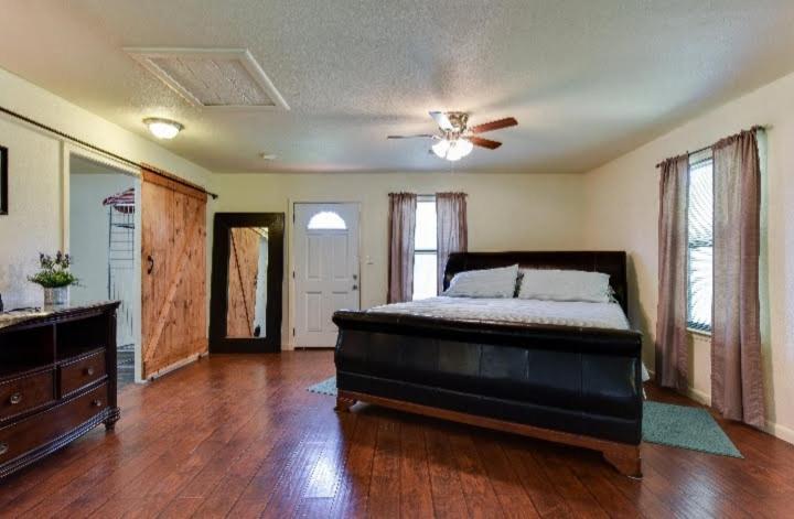 مبيت وإفطار Cedar Creek Austin Escape المظهر الخارجي الصورة
